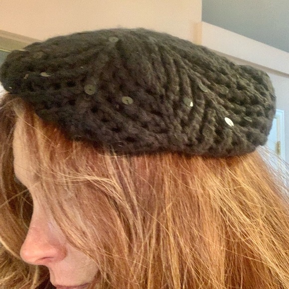 Twiggy LONDON Knit Beret Hat Black Sparkly Embellishments Sequins Vintage - Picture 1 of 9